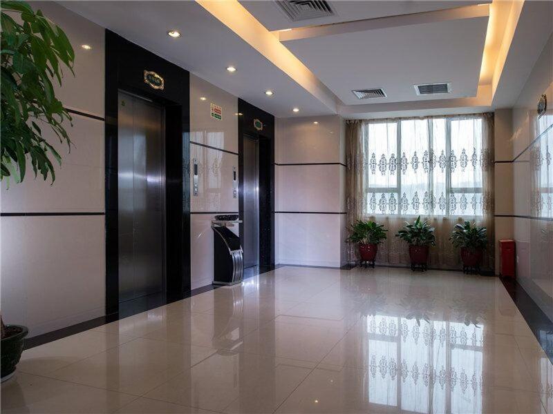 Vienna Hotel In Pinghu Square เซินเจิ้น ภายนอก รูปภาพ